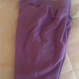 Figs Women’s Lavender Cargo Scrub Pants